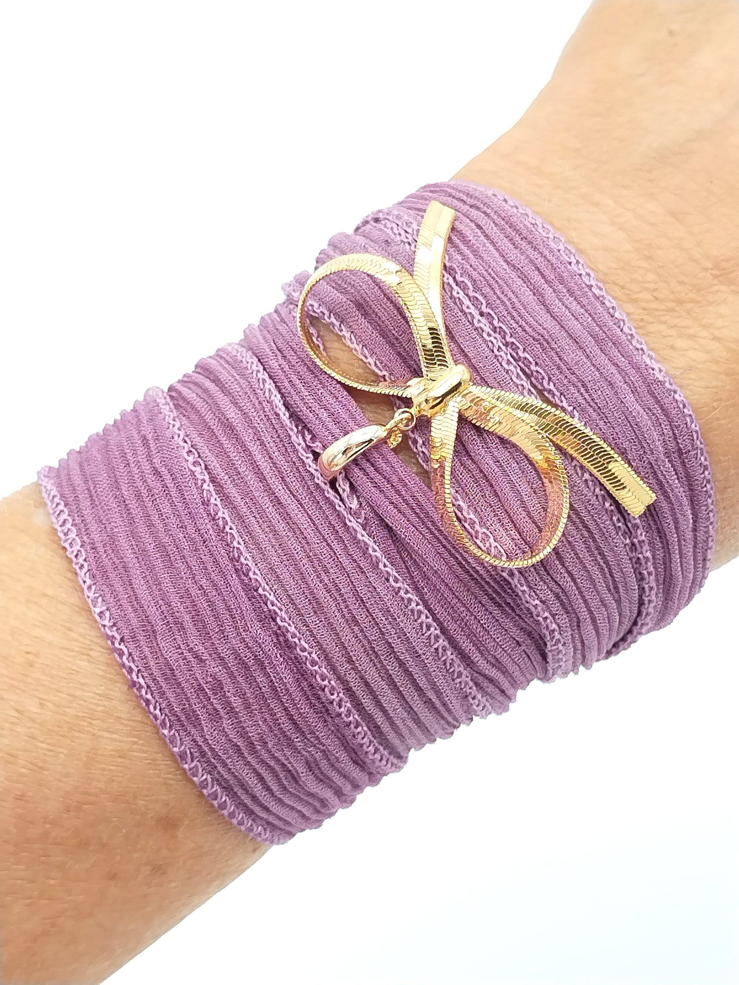 Silk Tie and Removal Gold Bowknot Necklace - Bracelet