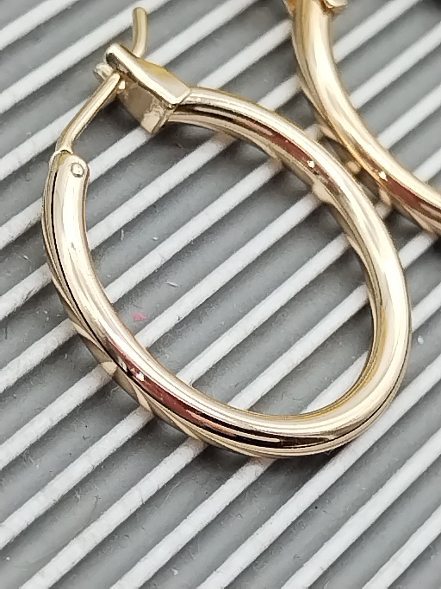 Pendientes de aro de oro clásicos, joyas elegantes, aros minimalistas,