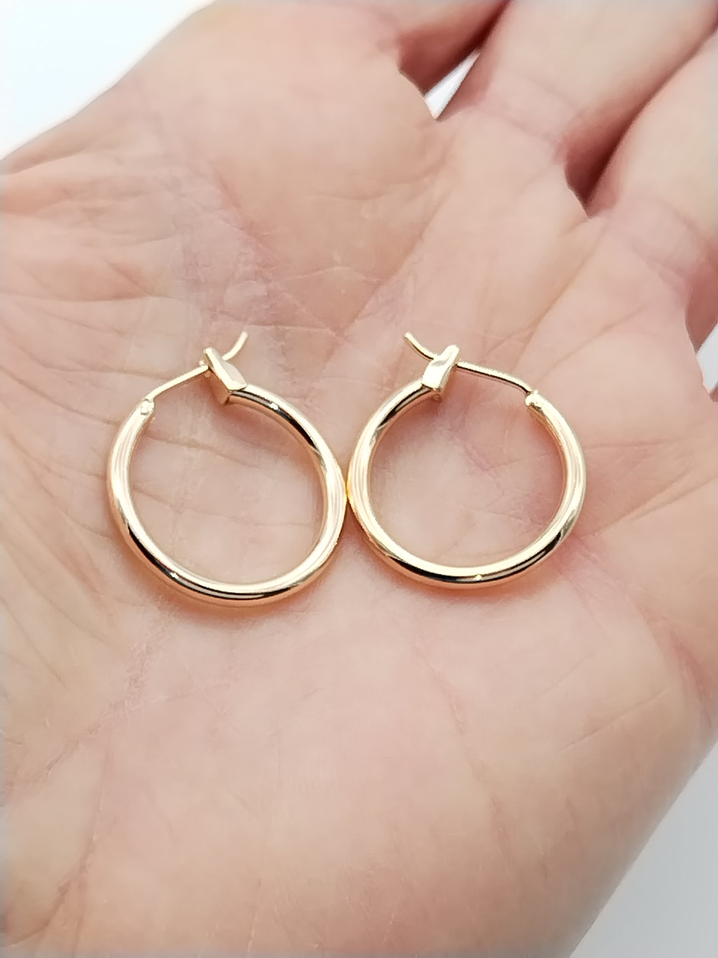 Pendientes de aro de oro clásicos, joyas elegantes, aros minimalistas,