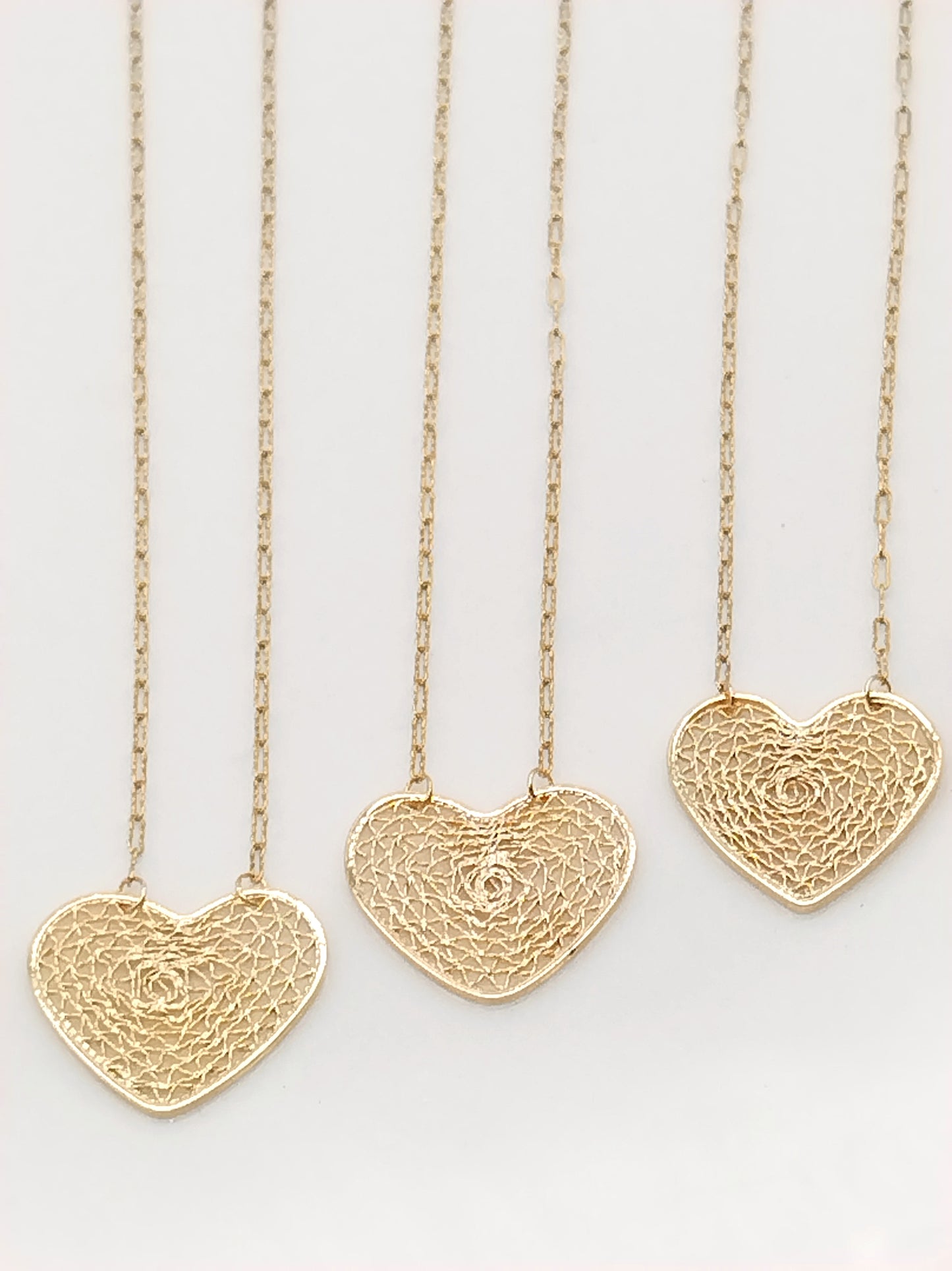 Unique Gold Heart Chain Necklace