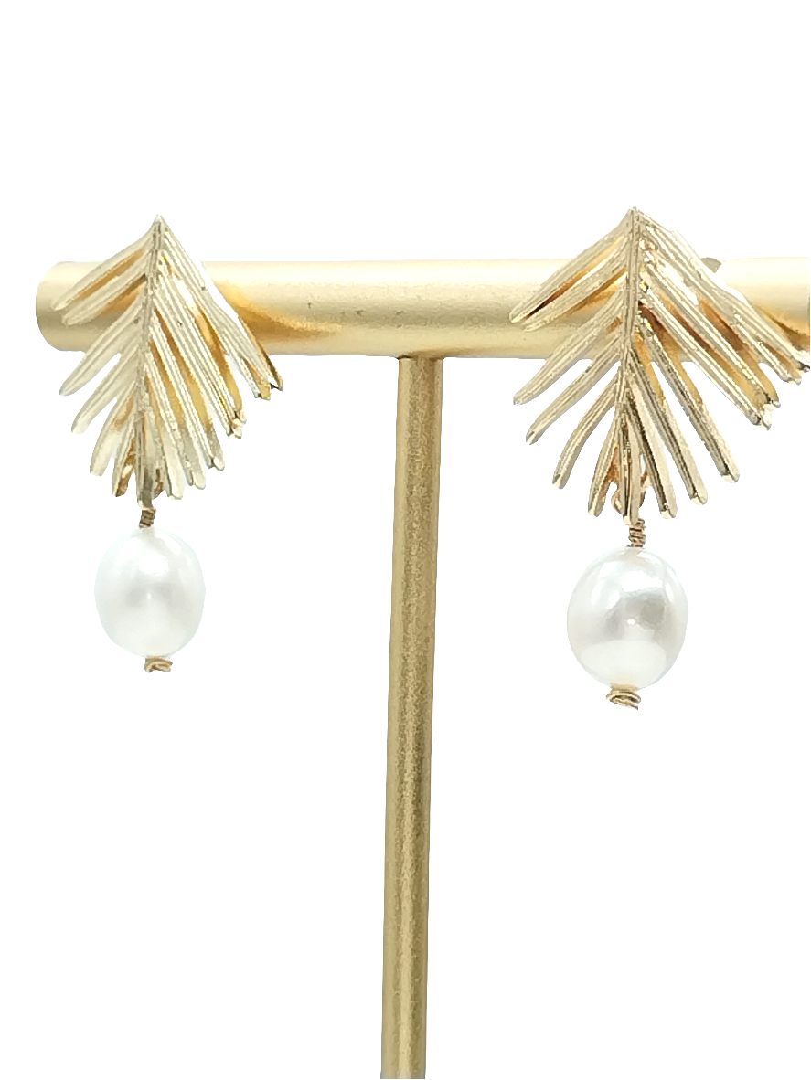 Ohrstecker mit Perlen und Blattgold