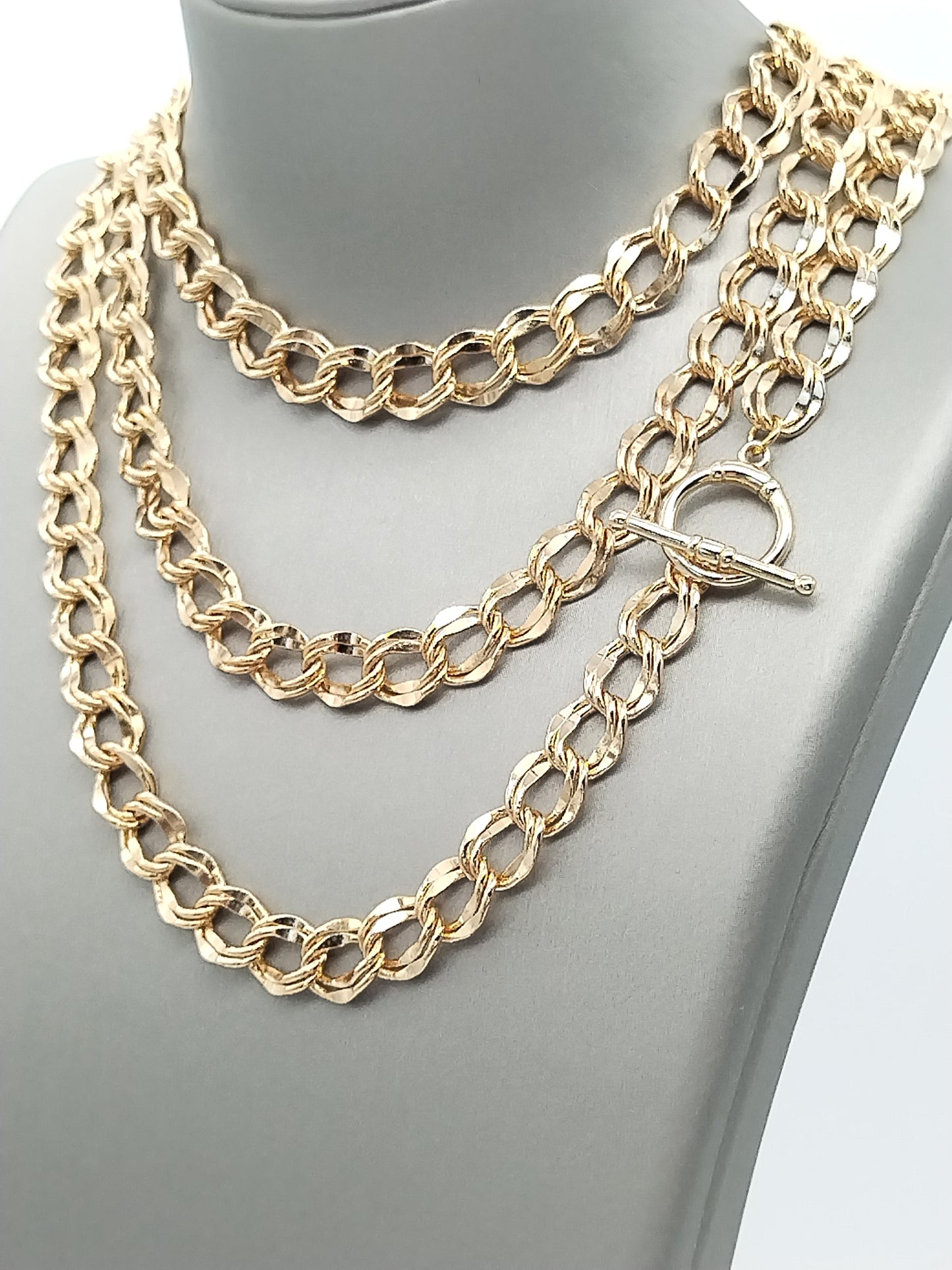 Bold Chunky Gold Necklace for Women | Link Chain & Toggle