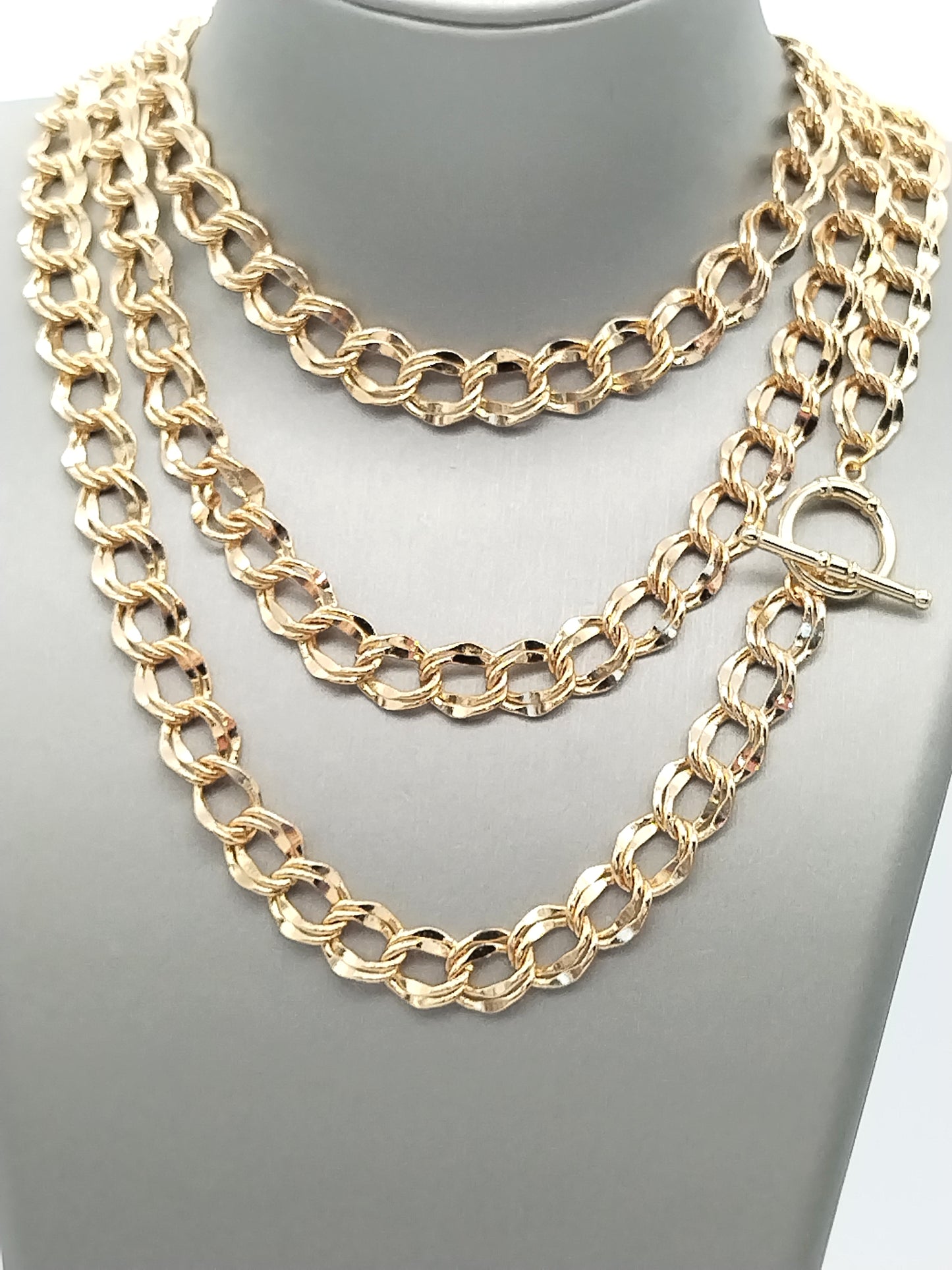 Bold Chunky Gold Necklace for Women | Link Chain & Toggle