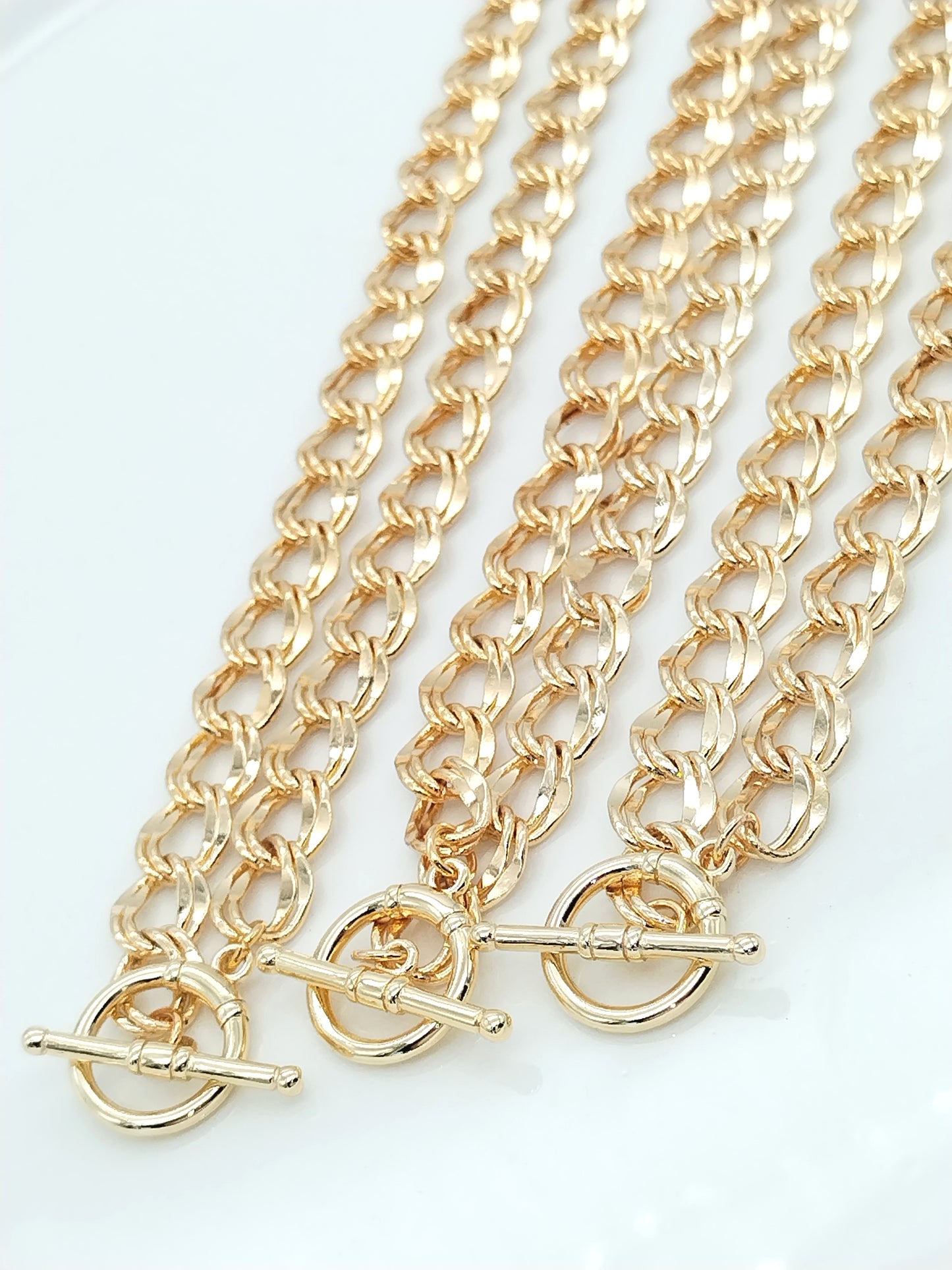 Bold Chunky Gold Necklace for Women | Link Chain & Toggle