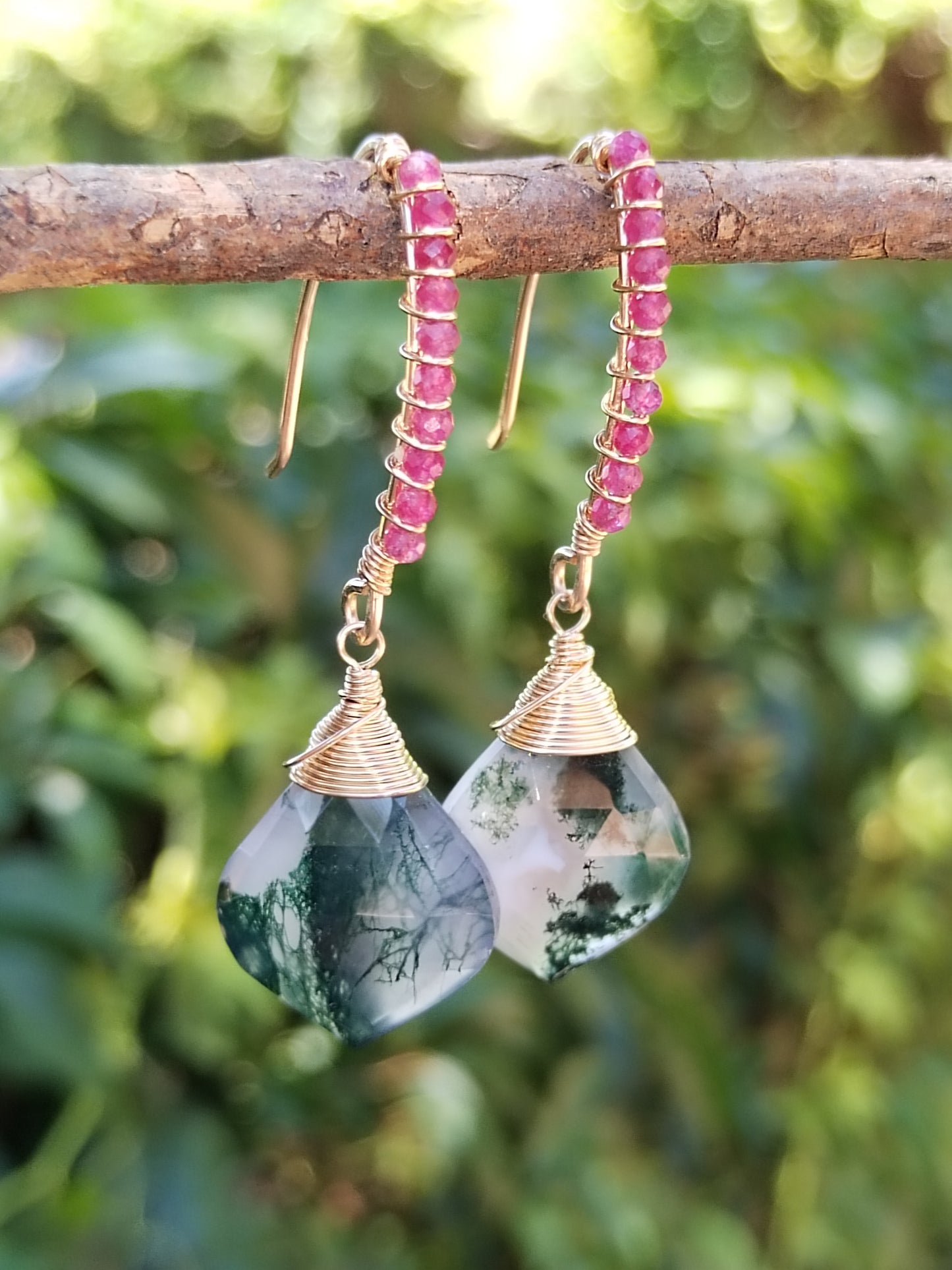 Pendientes colgantes de rubí y ágata musgosa, pendientes con piedras preciosas rellenas de oro de 14 k