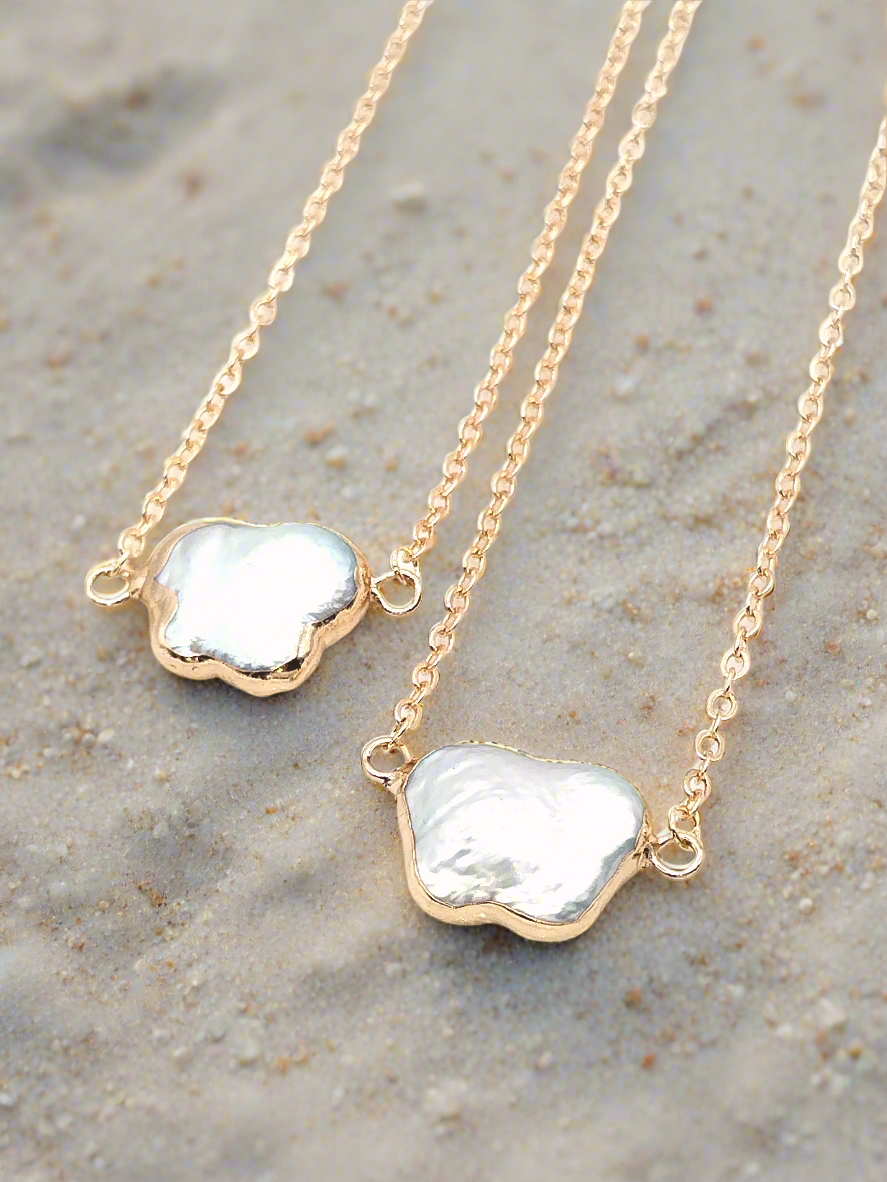 Butterfly Pearl Necklace, 18K Gold, Trendy Charm, Gift, Minimalist Jewelry
