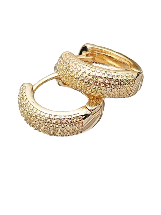 Aros anchos texturizados de oro - Tiny Everyday Hoops