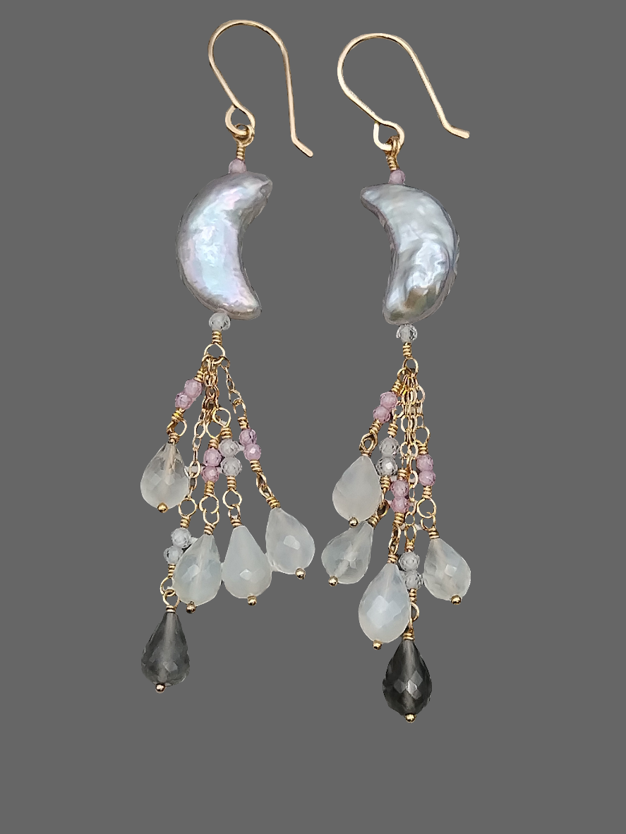 Pendientes colgantes de luna de agua dulce, pendientes largos en cascada con piedras preciosas y relleno de oro de 14 k