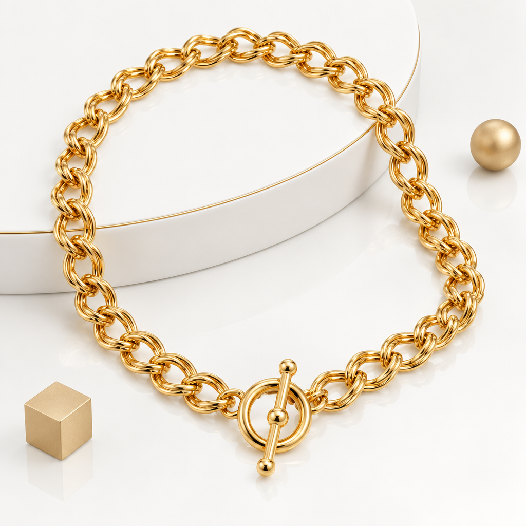 Statement link necklace in 18K Gold Plated with rounded intertwined links