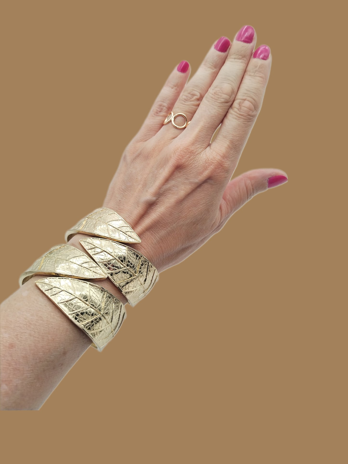Brazalete con hojas doradas, brazalete grueso, moda femenina, joyería de moda, regalos