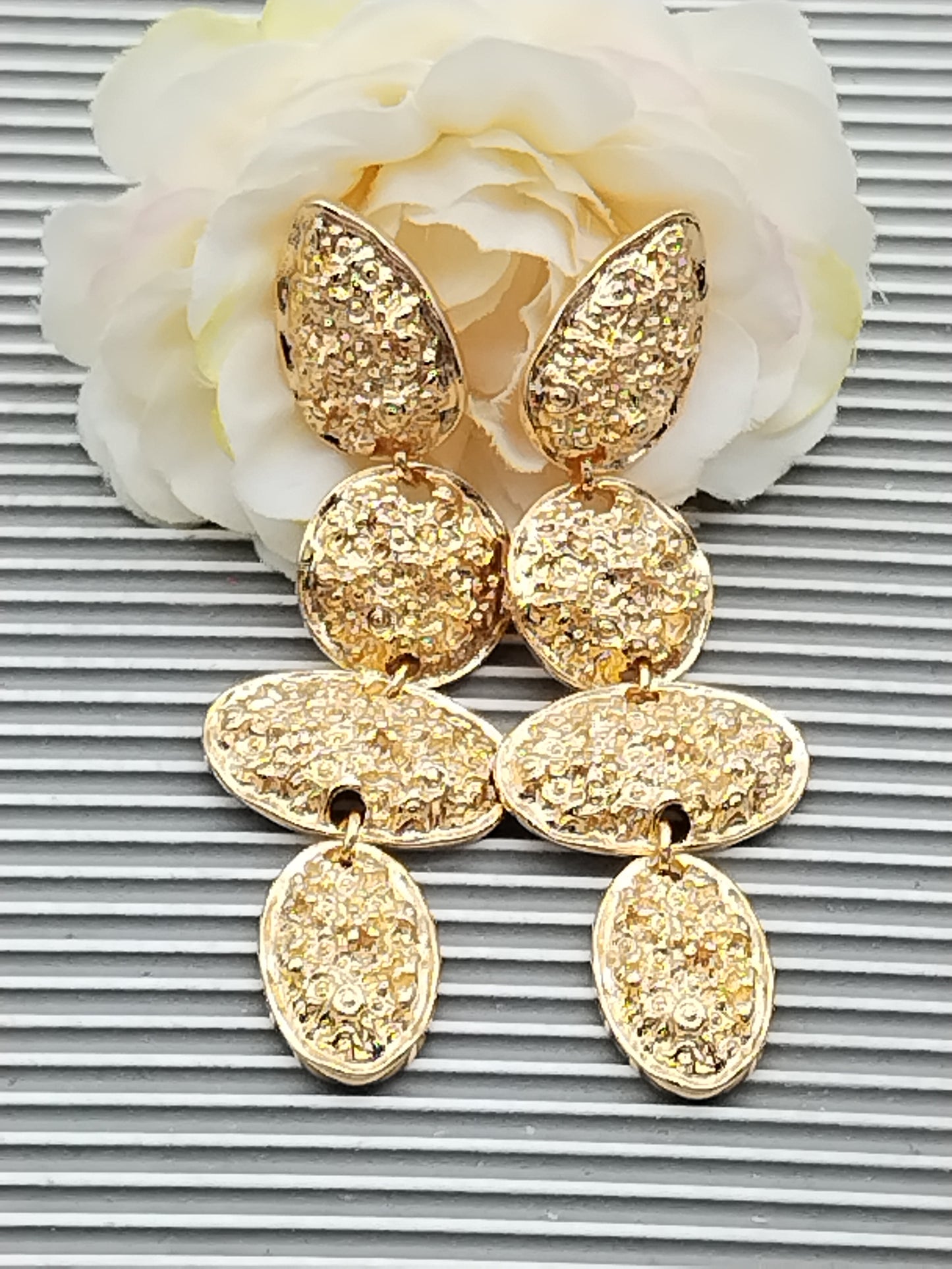 Gold Dangle Earrings, Textured Ovals, Elegant Jewelry, Street Style, Women, Unique