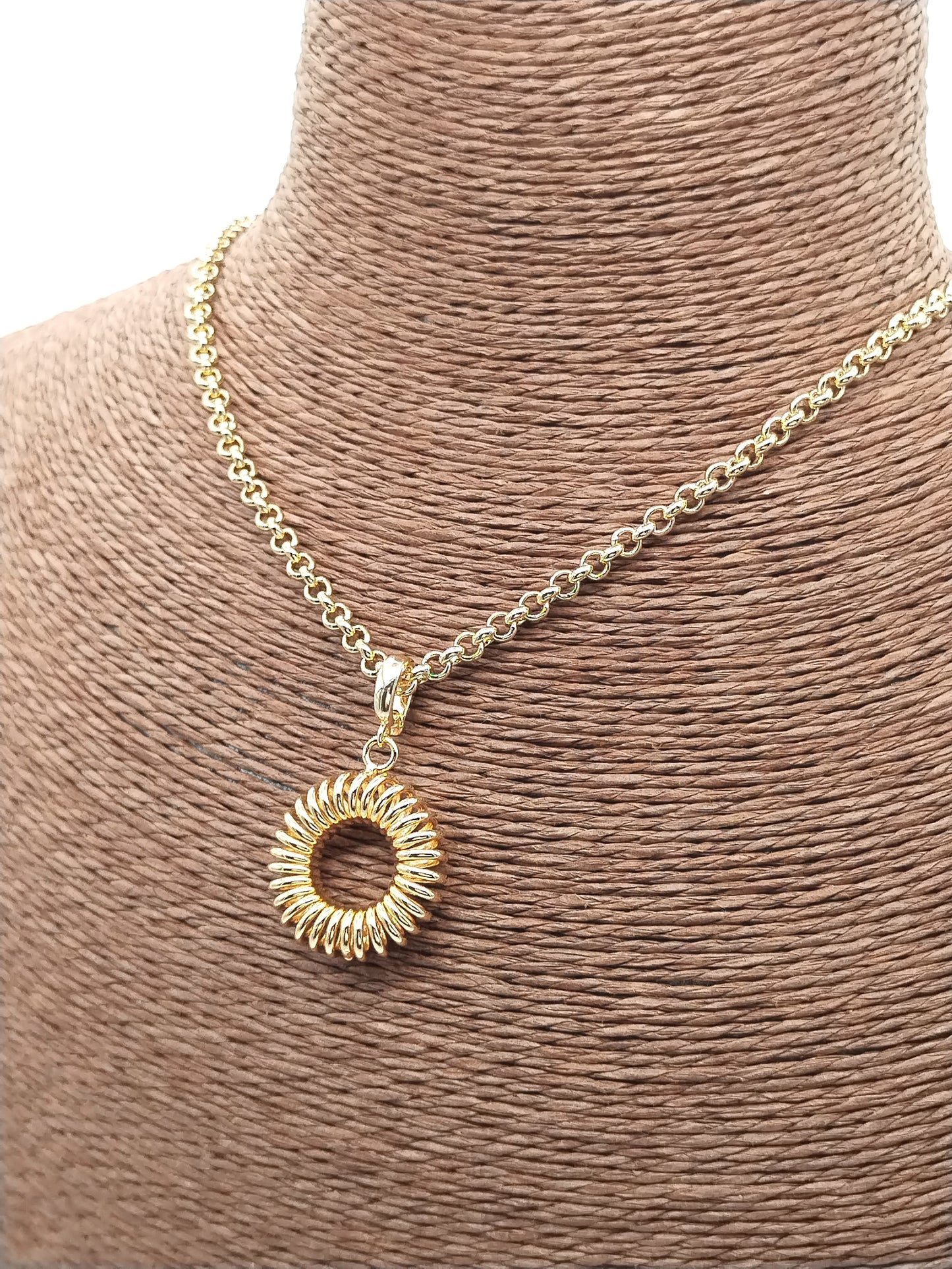 Collar de espiral de oro redondo, dije de donuts unisex, cadena enrollable, colgante de extracción, moderno, regalo, mamá