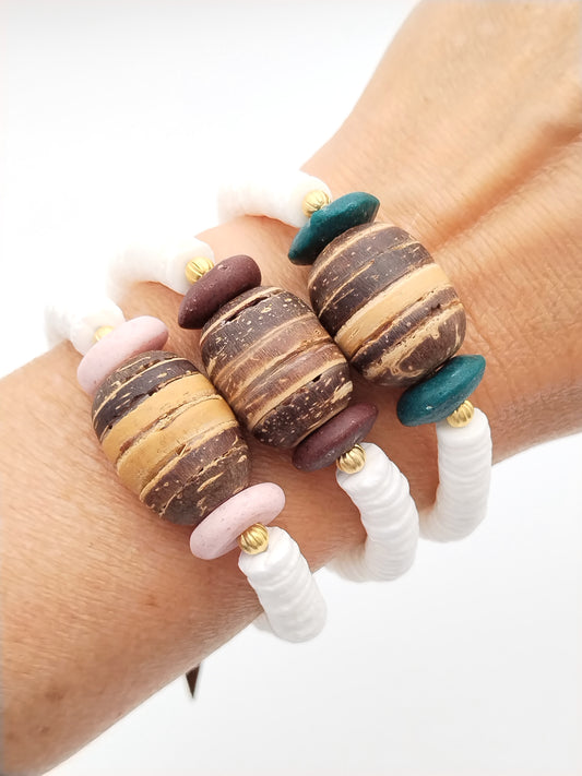 Pulsera de conchas blancas de verano, joyería de moda, cuero, cristal africano, oro elástico, estilo bohemio-chic informal.