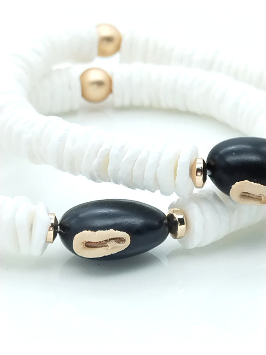 White Shell and Black Seed Stretchy Bracelet