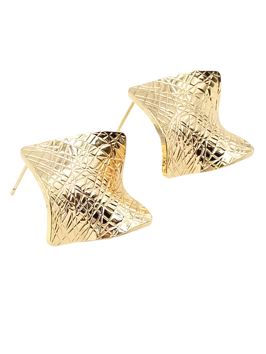 Chunky Gold Wavy Rombic Stud Earrings
