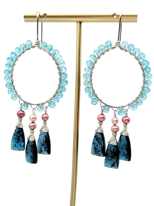 Aros colgantes de plata de ley con piedras preciosas, cianita, apatita y perlas