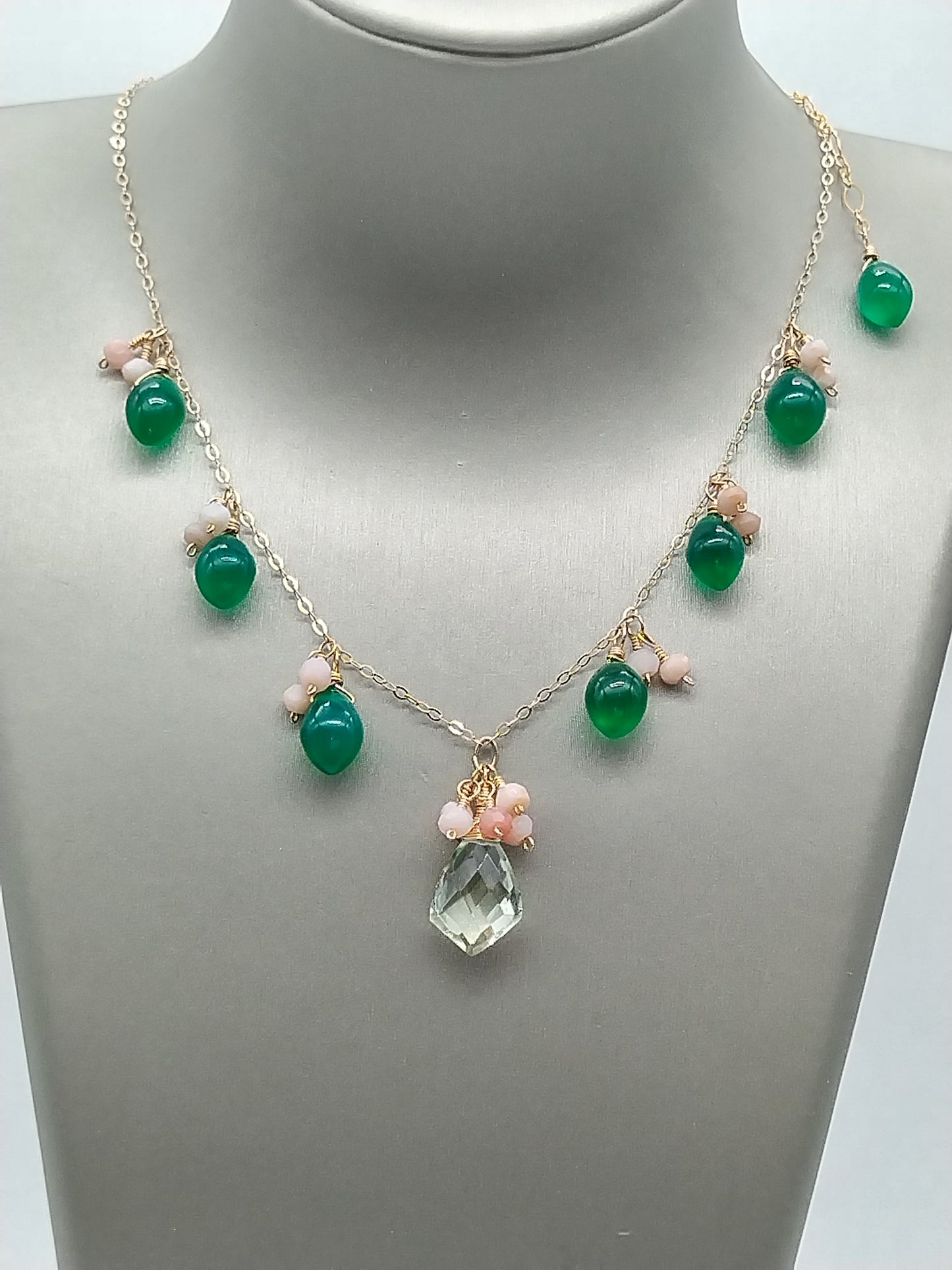 Prasiolith, Grüner Onyx, Peruanische Rosa Opal Halskette, 14k Gold Filled Tropfen Halskette, Zarte Edelstein Halskette