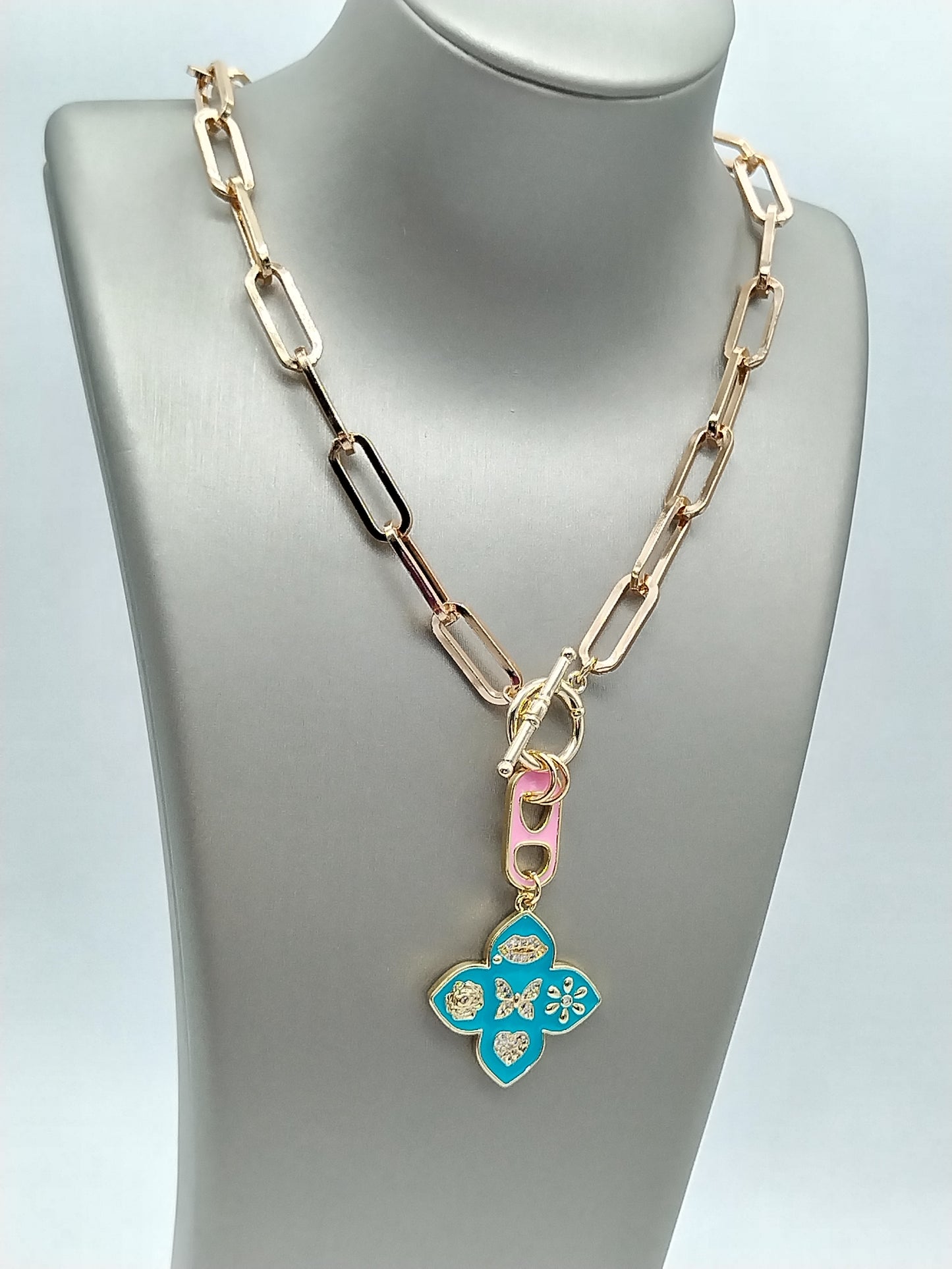 Lucky Clove Pendant Choker, 14k Gold Filled Necklace, Chunky Paper Clip Chain Necklace, Soda Tab Charm Choker