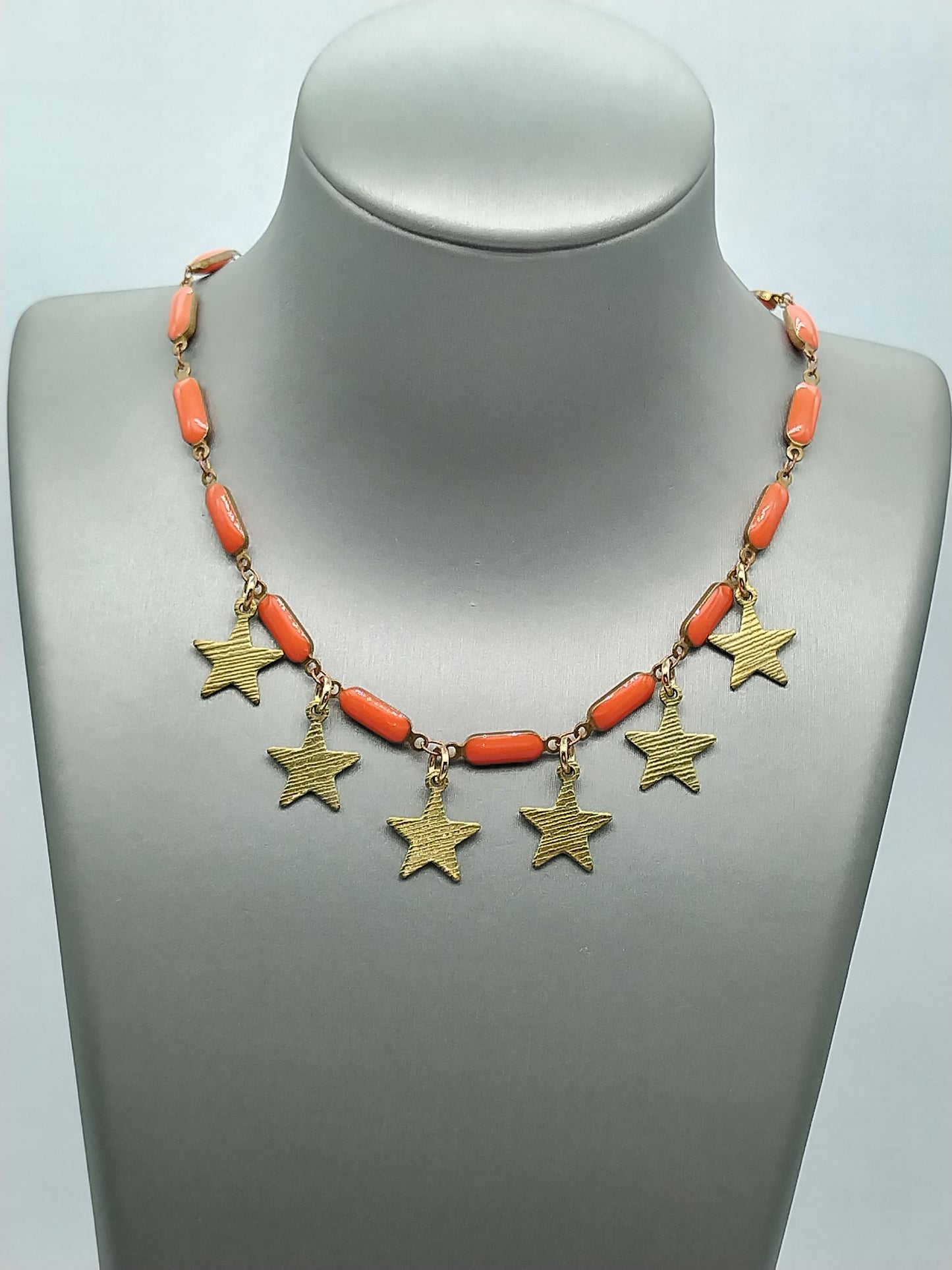 Gargantilla de estrella y ginkgo, collar de latón con barra abullonada de esmalte, collar con dijes deslumbrantes, collar con capas genial