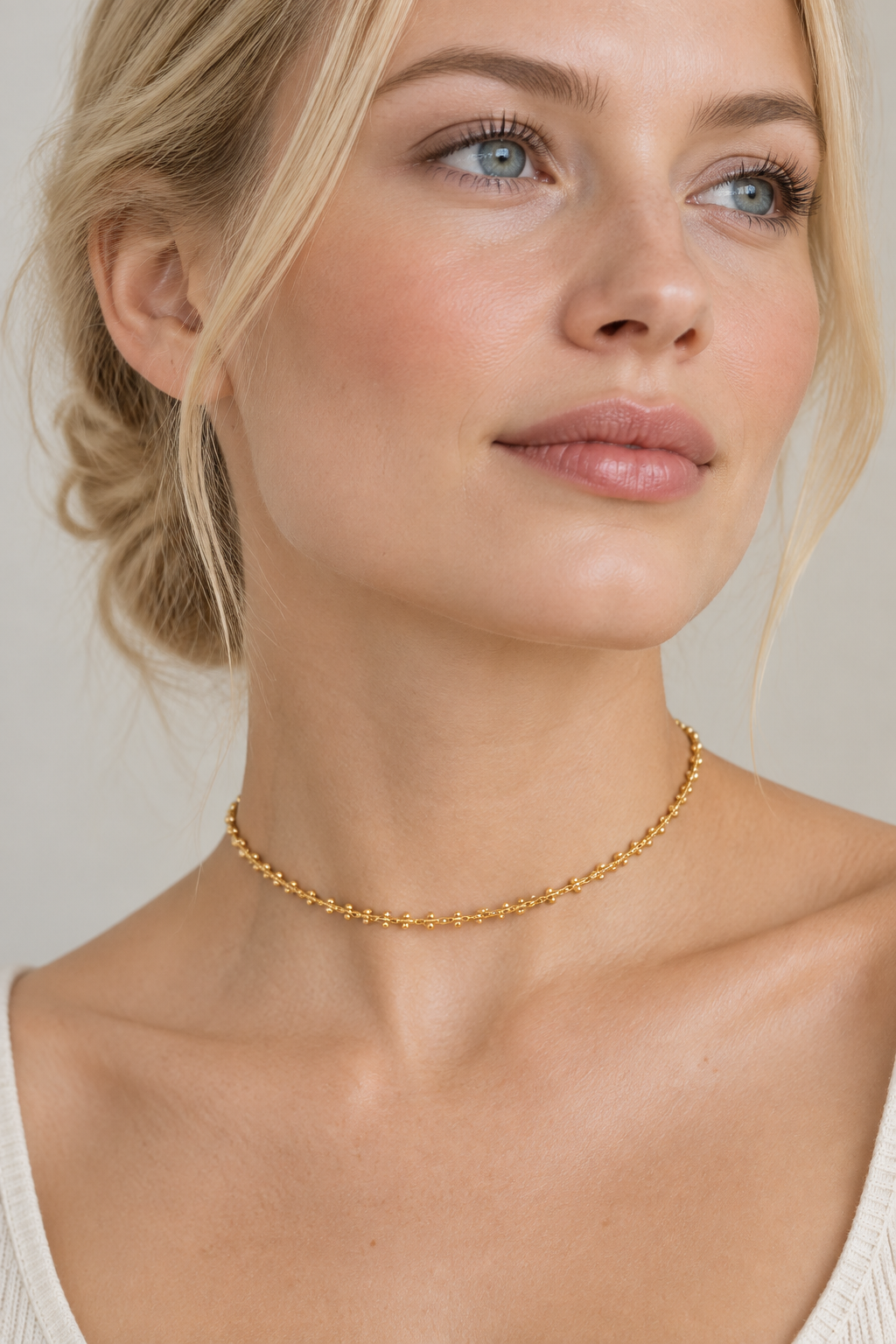 18k gold plated choker necklace for everyday wear
