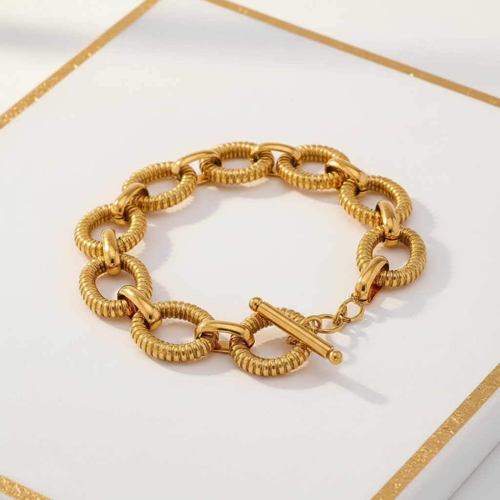Textured Link Chain Bracelet 18k PVD Gold Stainless Steel Toggle Clasp Women
